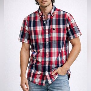 Abercrombie & Fitch Men’s Muscle Fit Plaid Short Sleeve Shirt • Red Navy Size M